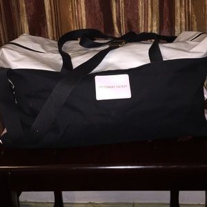 Victoria's Secret Weekend/Gym Bag