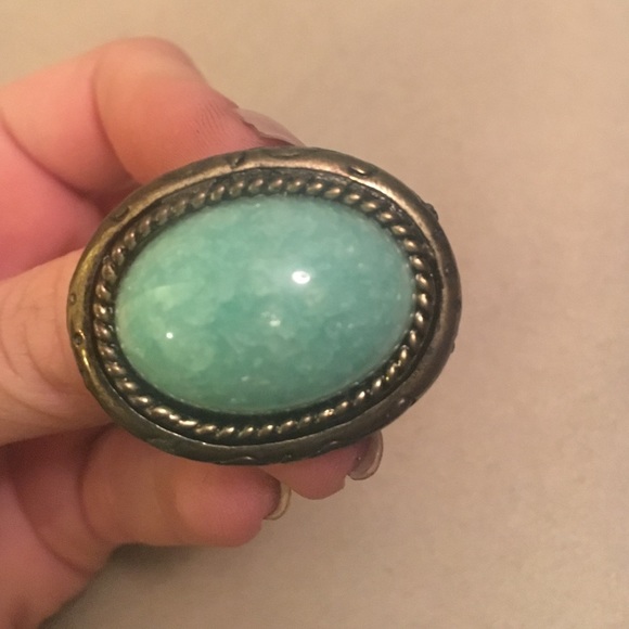Ring - Picture 3 of 3