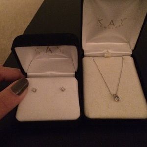 SOLD ✨Kay Jewelers White Gold Necklace and Earring