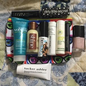 Makeup bag bundle! Shine conditioner and more
