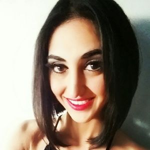 Meet your Posher, Yasmin