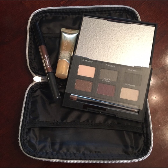 Smashbox Cosmetics Smoke and Mirror Set - Picture 2 of 4