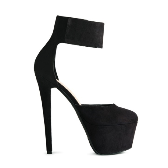 Stylish shoes