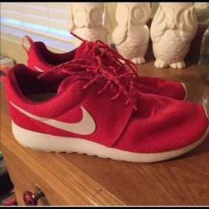 Nike roshes