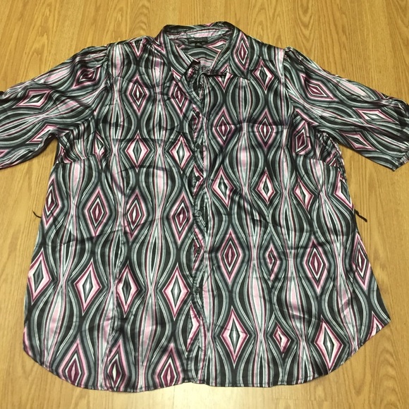 Ladies dress shirt