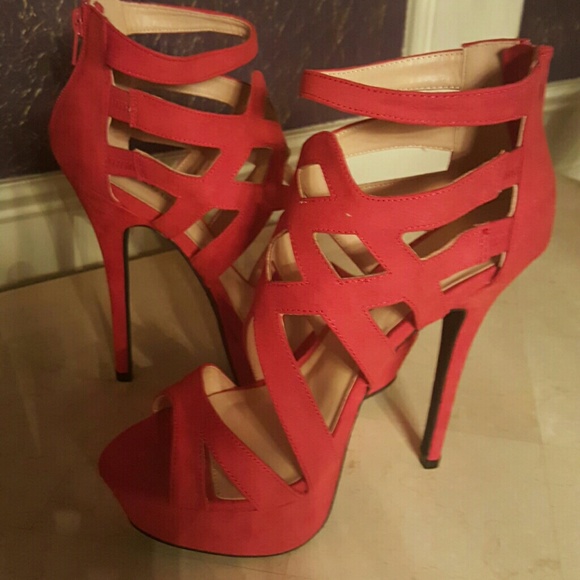 Ladies orange -red heels - Picture 3 of 3