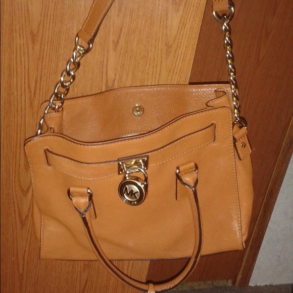 Authentic mk