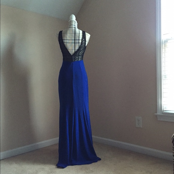 🆕🆕CACHE formal gown. - Picture 2 of 4