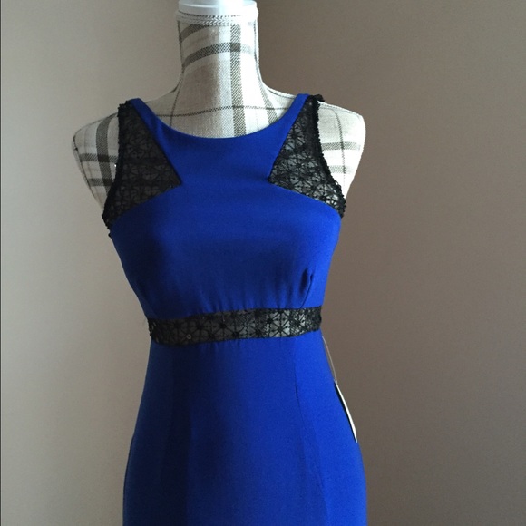 🆕🆕CACHE formal gown. - Picture 4 of 4