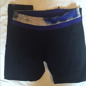 Lululemon Milky Way Run Inspire Crop *RARE*