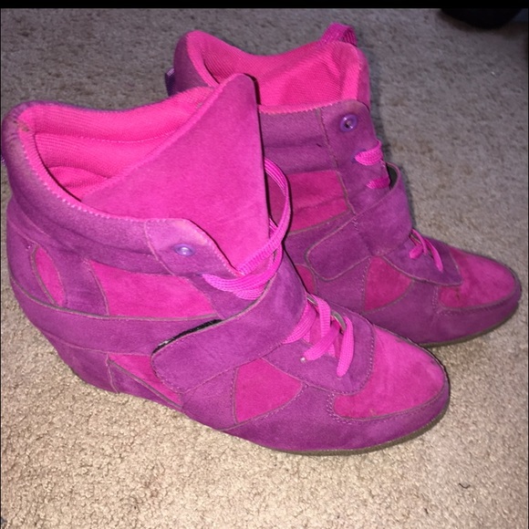 Shoes - Pink sneaker wedges