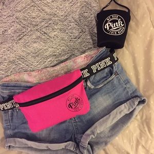NWOT VS Pink Fanny Pack