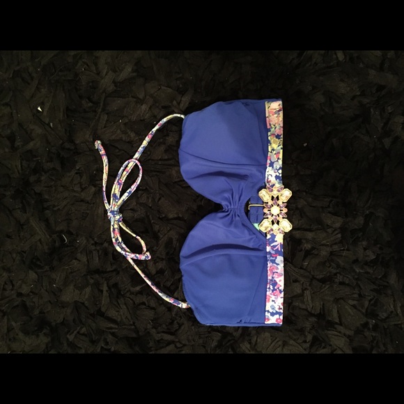 VS Bating suit top - Picture 1 of 1