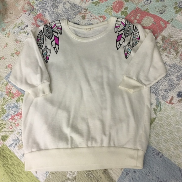 Forever 21 Sweaters - Forever 21 "I love H81" 3/4 sleeve crew