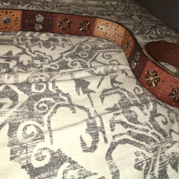 SOLD ON Ⓜ️ercari - Picture 2 of 3