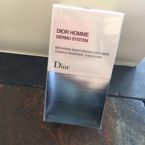 Dior Homme Repairing Moisturizing Emulsion