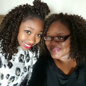 Meet your Posher, Monique