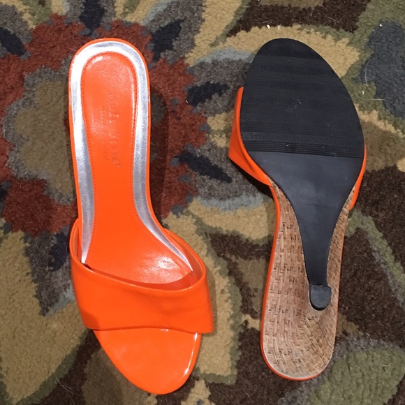 Patent orange wedges