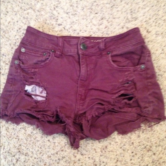 MAROON HIGH WASTED AMERICAN EAGLE SHORTS - Picture 1 of 2