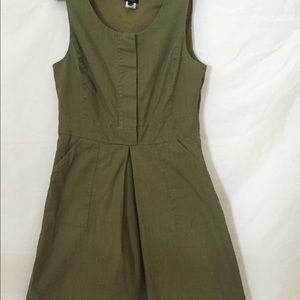 Surplus dress