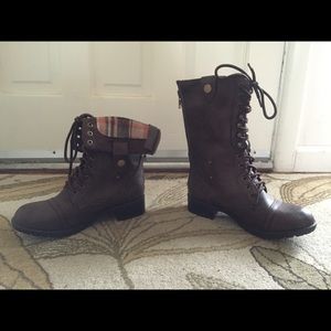 Brand new size 7 brown boots!