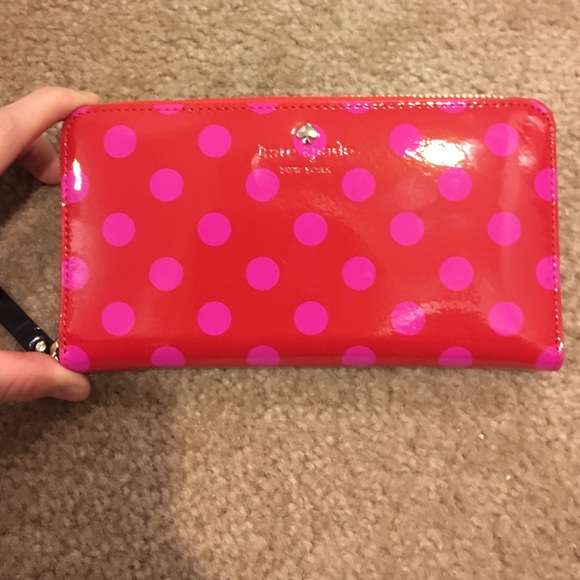 Kate spade wallet BRAND NEW!!!!