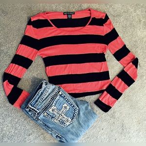 NWOT. Long Sleeve Crop Top