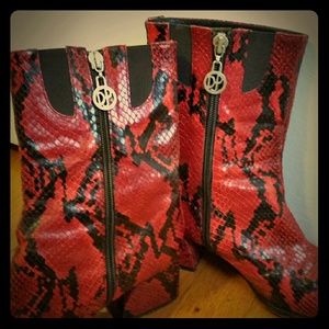 Donald  J Pliner red snake skin booties