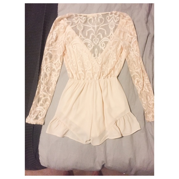 Cream romper