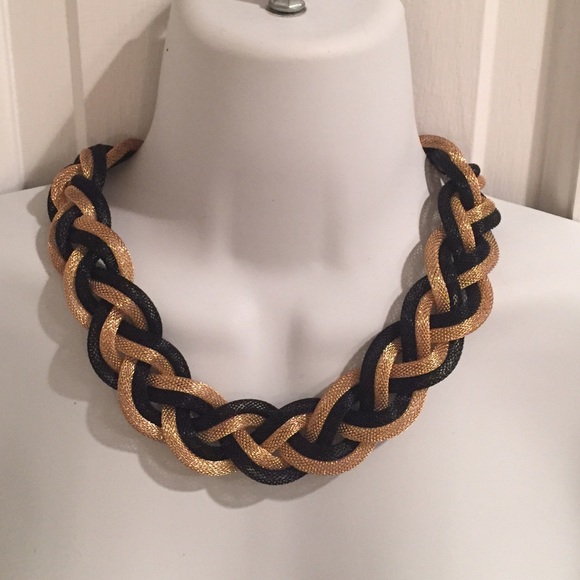 Jewelry - 🌟NWOT🌟 black & gold braided necklace