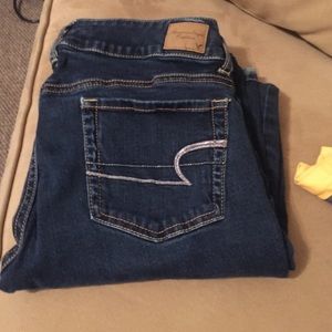 American eagle flare jeans. Dark wash, stretch