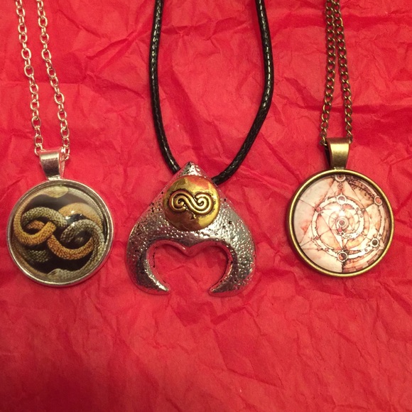 80's Fantasy Movie Necklace Collection ❤️