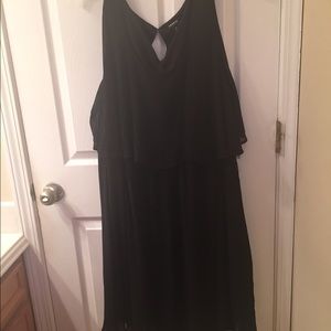 Torrid size 4 midi dress