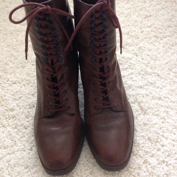 nine west lace up boots