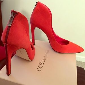 Worn Only ONCE!! BCBG GENERATION SIZE 10M