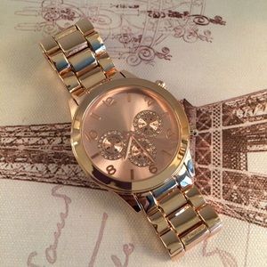 Women's Rose Gold Watch 💕