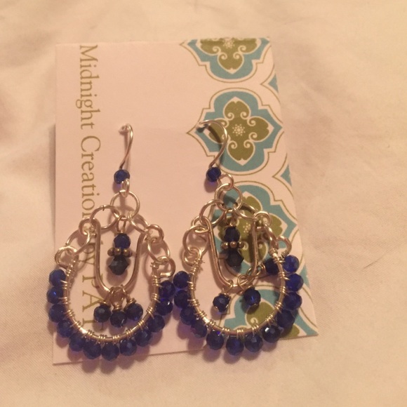 Super cute boutique earrings