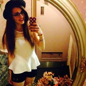 Meet your Posher, Anna