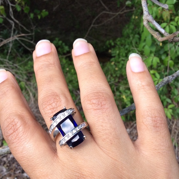 925 Stamped Sterling Silver Blue Sapphire Ring - Picture 3 of 4