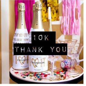 10k followers!!!! Woot 🎈🎈