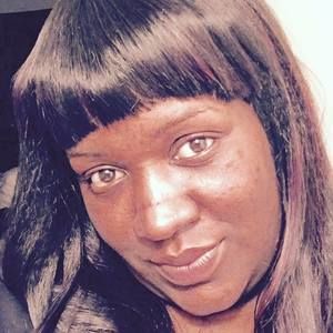 Meet your Posher, Latasha