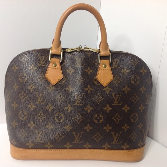 Louis Vuitton Handbags - 💥SOLD💥100% Authentic Louis Vuitton Monogram Alma