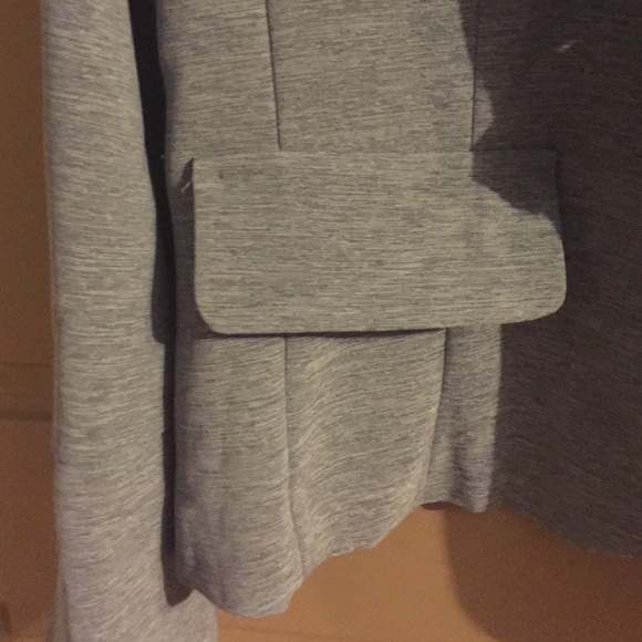 blazer - Picture 4 of 4