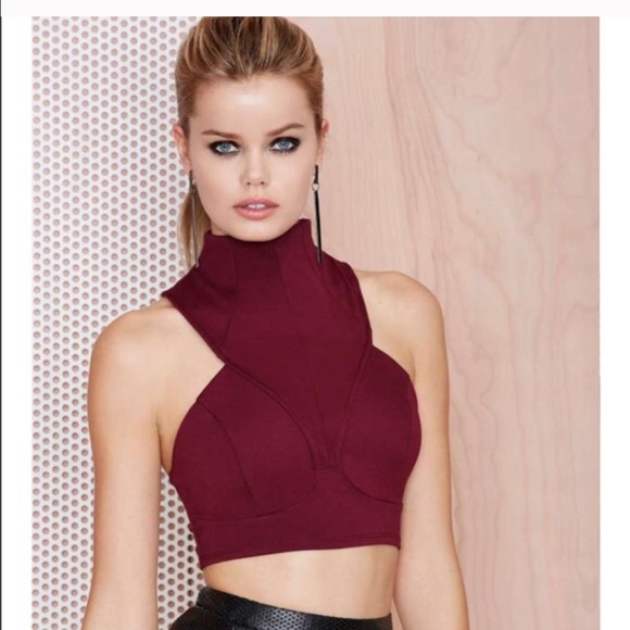 Nasty gal cropped top !