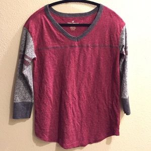American Eagle 3/4 sleeve shirt