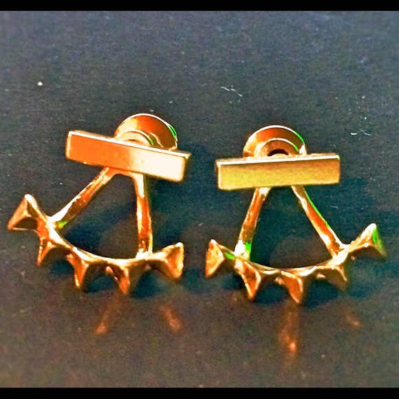 Sunahara 14k gold-plated Pyramid ear jacket