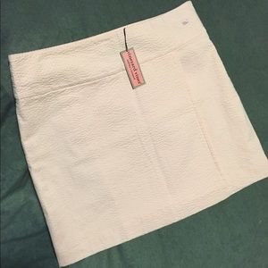 Vineyard vines pink seer sucker skirt