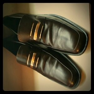 Authentic Mens Gucci Loafers!!!