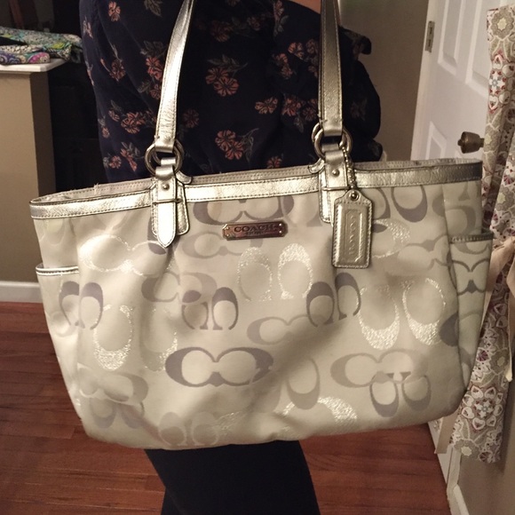 Coach Gallery Optic Metallic /White Tote