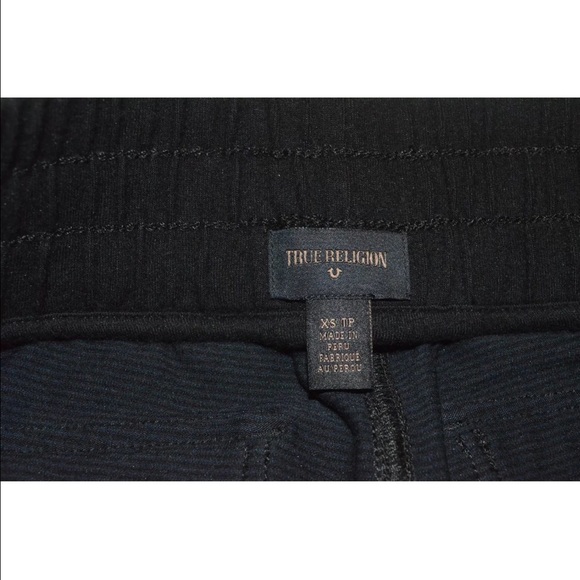 New true religion stripe shorts XS - Picture 4 of 4